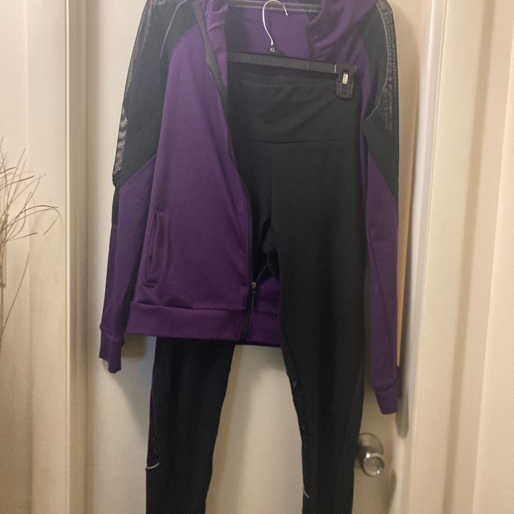 Vibrant Purple and Black Active Leggings